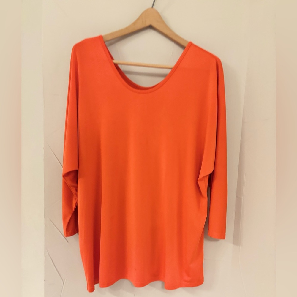 Women's Orange Scoop Neck Long Sleeve Top
